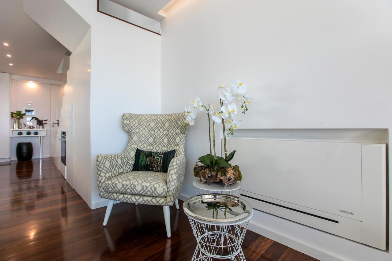 Lovelystay - Luxury 2Br Duplex Apartment In Foz Porto Exterior foto