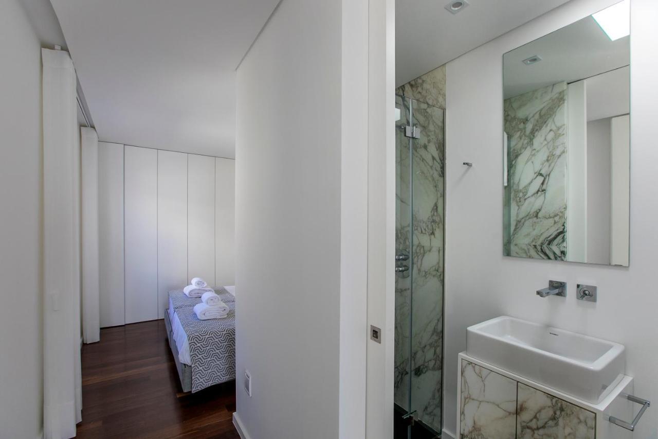 Lovelystay - Luxury 2Br Duplex Apartment In Foz Porto Exterior foto