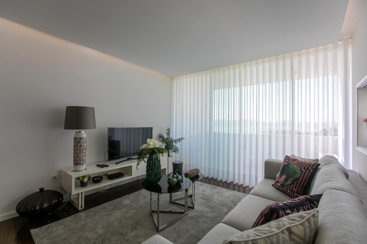 Lovelystay - Luxury 2Br Duplex Apartment In Foz Porto Exterior foto